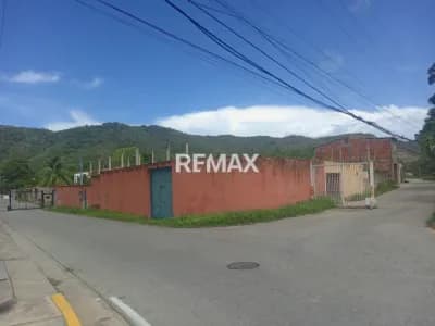 Terreno en venta en La Guarina, La Asunción, Arismendi, Nueva Esparta, VEN - $15k