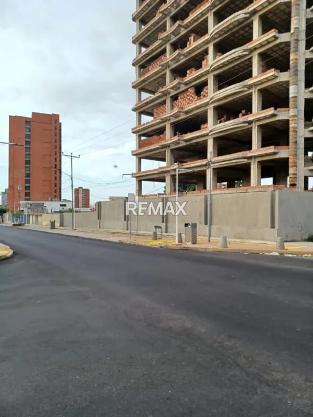 Edificio en Venta Sector Tierra Negra Av. 11