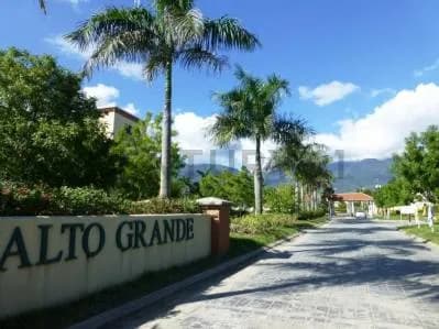 Apartamento Planta Baja Urbanización Alto Grande - Guatire