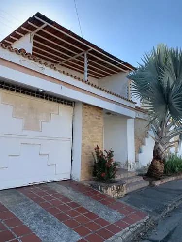 Se Vende Casa Urb Corinsa. Cagua