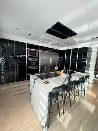 Venta Hermosa Casa Bote B, Lecheria