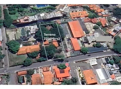 Terreno En Venta En Los Chorros. Oportunidad De Inversión