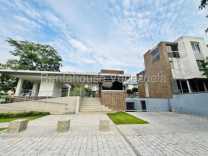 Casa (Multipes Niveles) en Venta en Colinas del Viento, Lara
