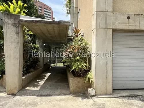 Apartamento Remodelado En Venta En Sebucan #26-17335 Ad