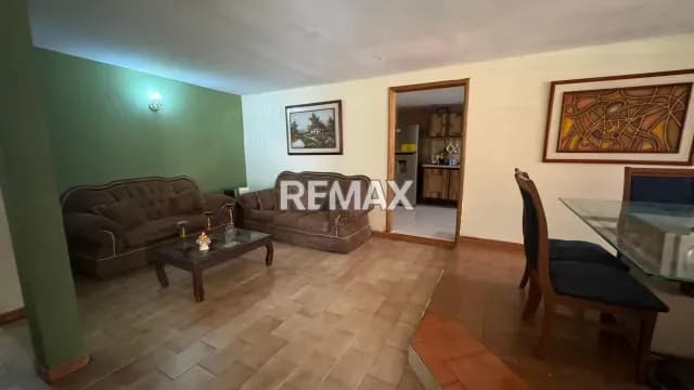 CASA EN URBANIZACION LA ROTARIA
