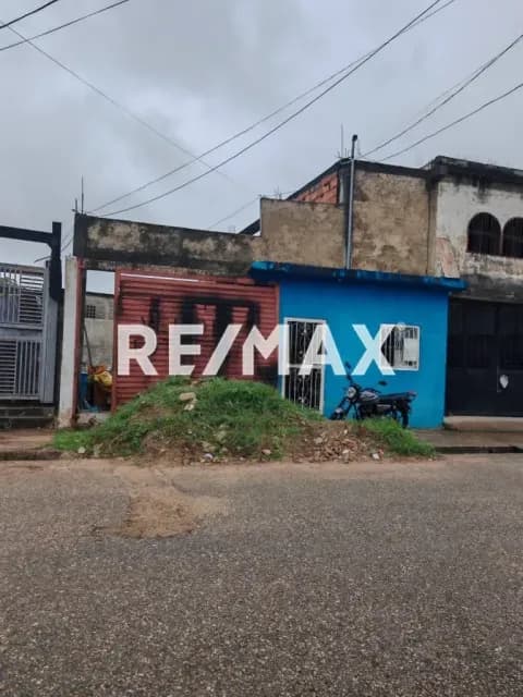 Se Vende Casa entre Calle Infante y calle bombona – Zona Centro, Maturin.