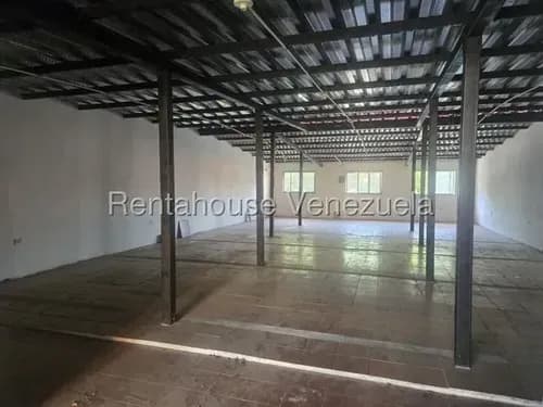 Lcda. Milagros Inmuebles Nazareth Local En Alquiler En Barquisimeto Lara Zona Centro. Codigo Del Inmueble 26-13568 Economica Comercial Economico