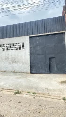 Galpón Comercial Sector Primero De Mayo Valencia Cz