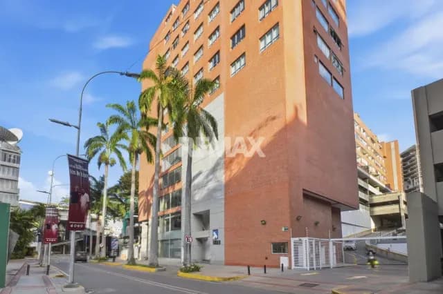 PENT-HOUSES EN VENTA - URB. LAS MERCEDES