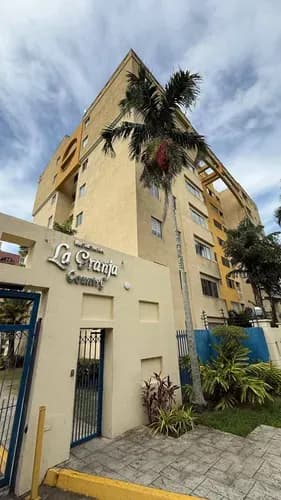Apartamento En Venta En La Granja Country 83 Mts2. F. R
