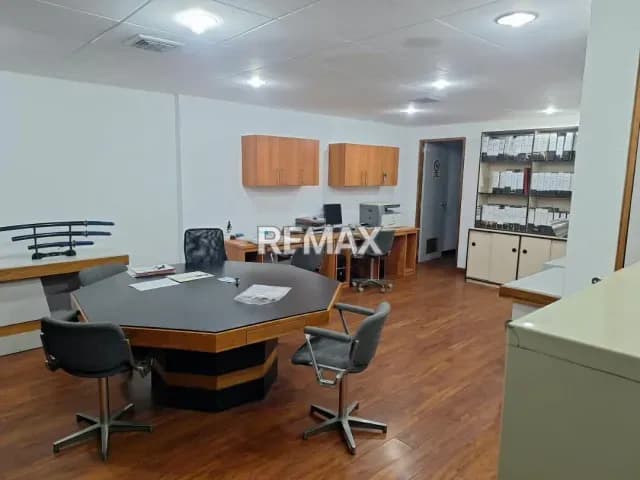 En alquiler oficina en la Torre Camoruco Av. Bolivar de Valencia