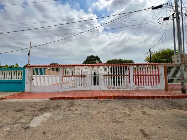 Casa en venta en el Sector Luis Aparicio, San Francisco