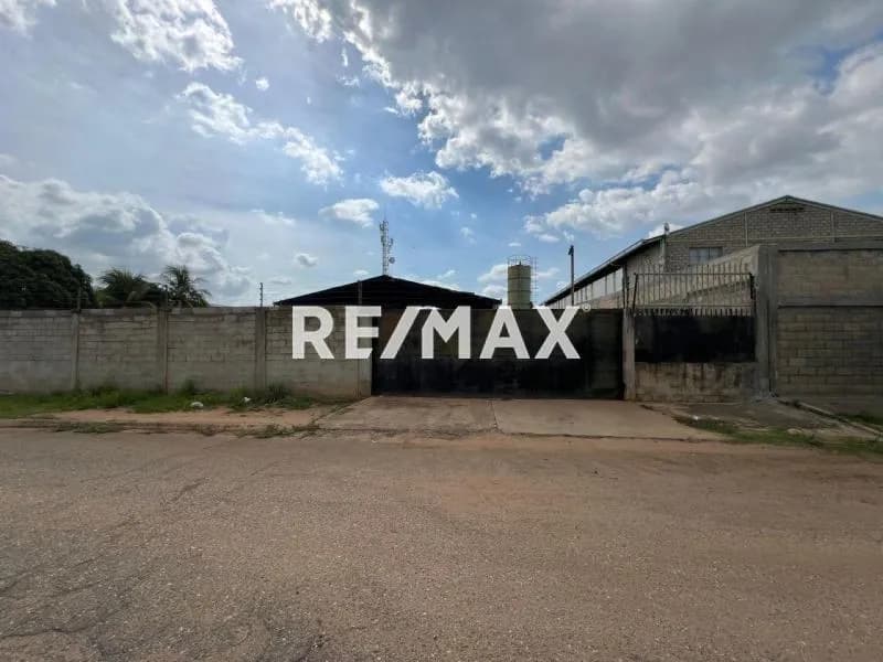 En venta Galpón en Zona Industrial, San Francisco