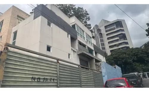 Vendo Edificio 1.018m2/ Castellana 3 Pisos