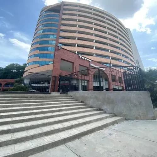 Lisbeth Mantilla Alquila Oficina En Torre Movilnet, Av. Paseo Cabriales, Valencia.