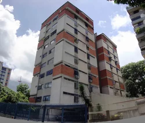 En El Bosque Amplio Y Remodelado Apartamento En Venta 140mts2 Pf Mv