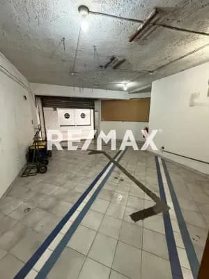 Alquiler de local comercial - C.C. Galería los Sauces