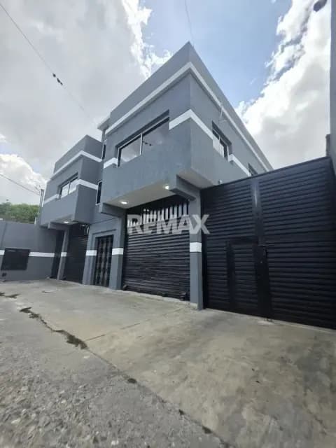 Edificio en venta en el oeste