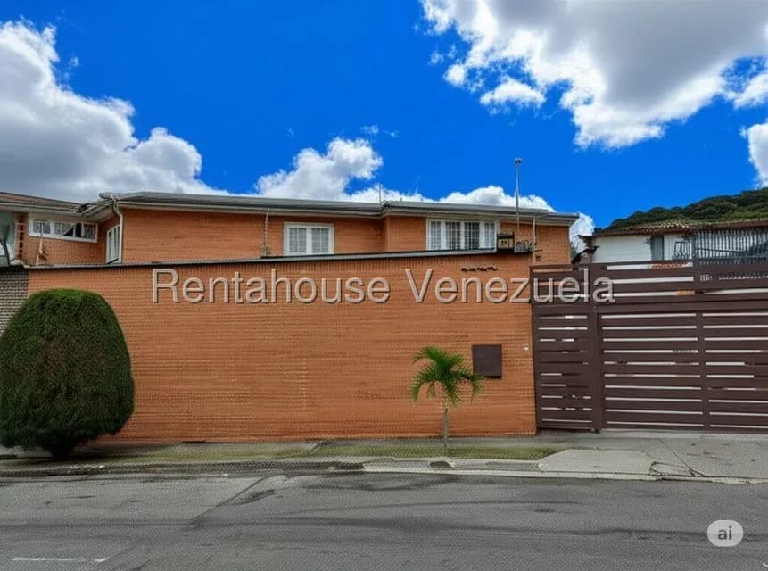 Casa (Multipes Niveles) en Venta en Prados del Este, Distrito Metropolitano