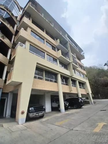 Apartamento En Venta En Urb, Mañongo, Conjunto Residencial Santa Teresita, I Etapa, Piso Bajo, 83,48m2