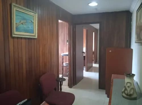 Oficina En La Av. Bolivar Norte Valencia En Venta Inmobiliaria Maggi 1271