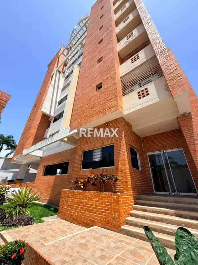 EN VENTA APARTAMENTO AMOBLADO EN RES.CONTINENTAL GARDEN LA TRIGALEÑA