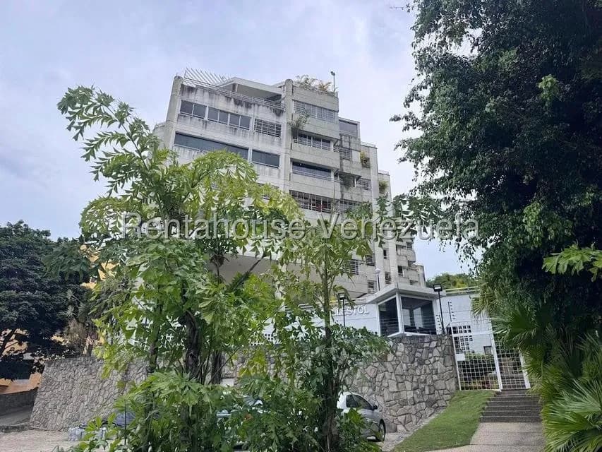 Apartamento (1 Nivel) en Alquiler en Colinas de Valle Arriba, Distrito Metropolitano