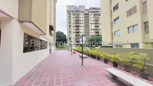 Se Vende Bello Apartamento En Terrazas Del Ávila Mls 26-17870