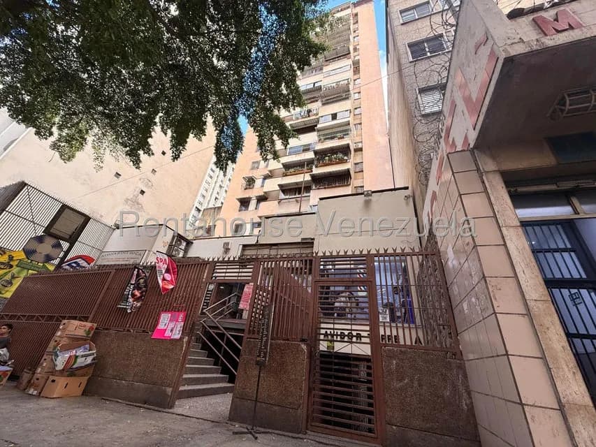 Apartamento (1 Nivel) en Alquiler en Parroquia La Candelaria, Distrito Metropolitano