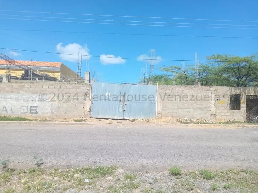 Terreno (Comercial) en Venta en Los Taques, Falcon