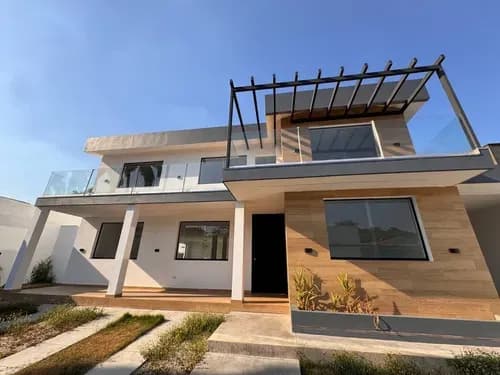 Venta Casa Remodelada En Un La Viña
