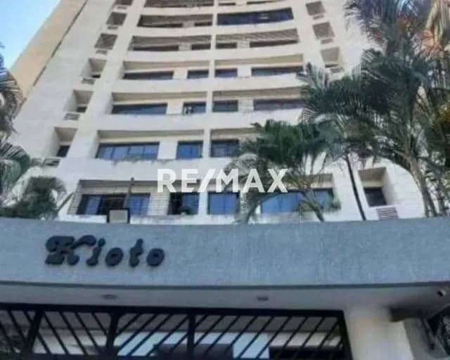 Apartamento en Venta Res .Kioto Valles de Camoruco