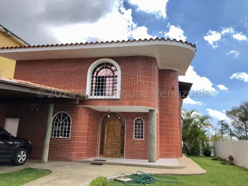 Casa (Duplex) en Venta en Parque el Retiro, Miranda