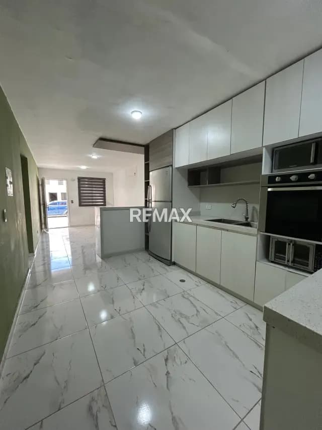 ¡HERMOSA CASA EN VENTA!