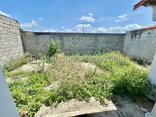 # 26-19255 Alquiler Casa Con Caney Y Parrillera En Plena Avenida Ribereña Cabudare,lara Gm