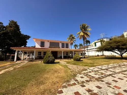 Casa Con Potencial Ilimitado En Mañongo Naguanagua Estado Carabobo Lm Vende Solo Clientes