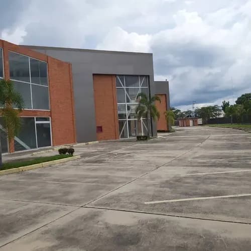 En Venta Complejo Industrial De Galpones Y Oficinas A Estrenar En Zona Industrial El Recreo, Valencia, Carabobo, Venezuela Zc