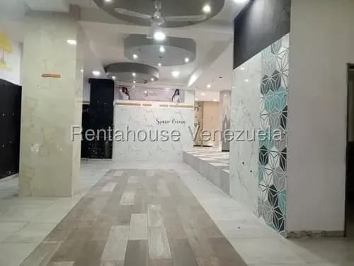 Local Comercial En Pleno Sabana Grande En Alquiler 26-9118 Rd