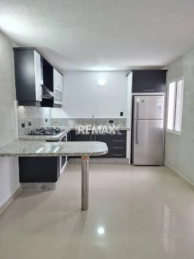 SE VENDE CASA EN MONTERREY 1, TIPURO
