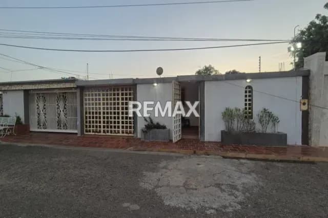 CASA EN ALQUILER EN MARA NORTE, 2DA ETAPA