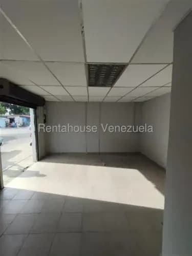 Lcda. Milagros Inmuebles Nazareth Local En Alquiler En Barquisimeto Lara Zona Centro. Codigo Del Inmueble 26-20790 Economica Comercial Economico