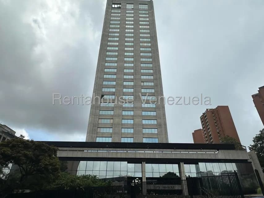 Comercial (Oficina) en Alquiler en Prados del Este, Distrito Metropolitano