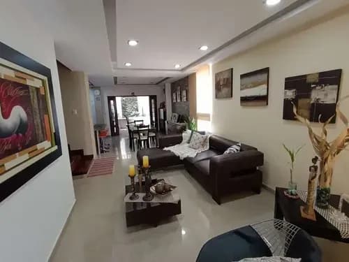 Town House En Venta En La Urbanización Trigal Norte . Conjunto Residencial Monte Plata. Zenaida Quintero