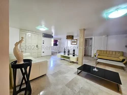 Quinta De Lujo Al Este: Mármol Travertino, Spa Con Jacuzzi Y Sala De Juegos @eloisabermudez.rah