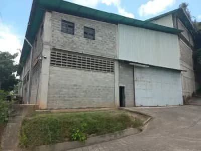 Galpón en venta en miranda - $580k
