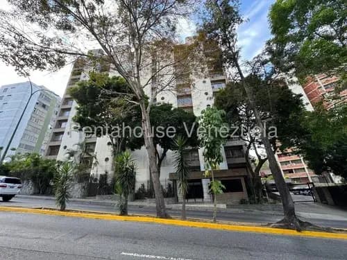 Se Ofrece En Venta Bello, Amplio Y Acogedor Apartamento Ubicado En Los Naranjos Del Cafetal