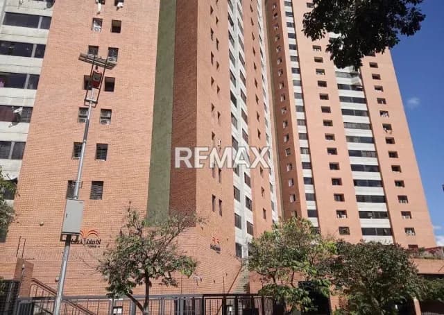 Alquiler Apartamento de 2 Habitaciones en Los Caobos (65 m²)