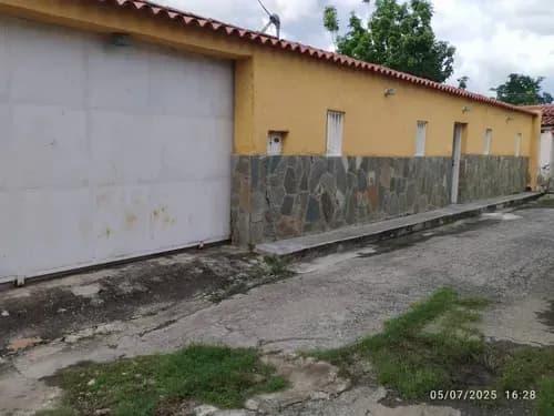Amplia Casa En Yagua