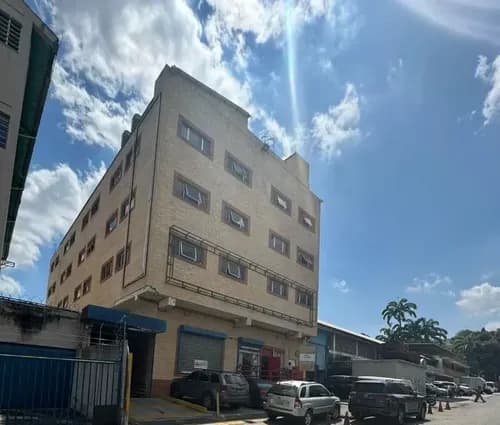 Edificio Industrial En Venta En La Trinidad