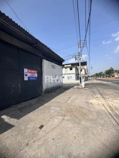EN VENTA GALPÓN EN AV. CONSTITUCIÓN